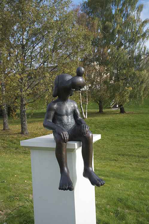 Skulpturhagen, LOOKING UP, VERSJON II av Petter Hepsø Foto: Jeannette Christensen