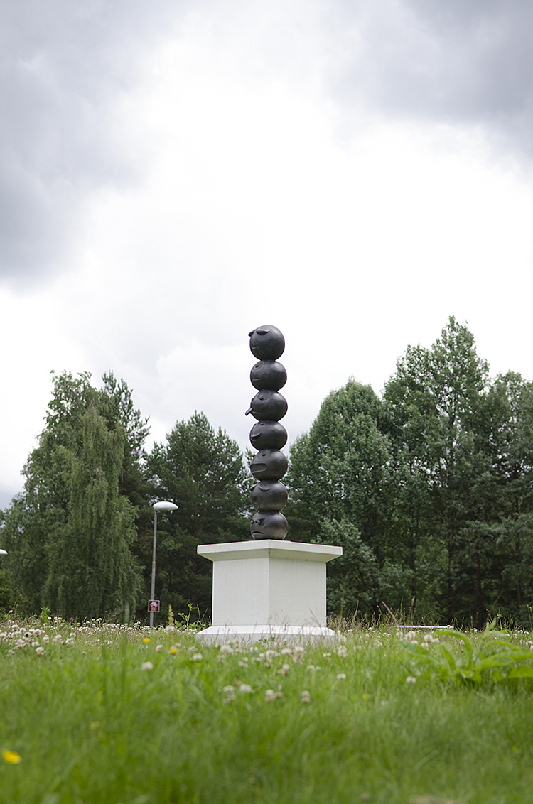 Skulpturhagen, TOTEM av Bjørn Bjarre Foto: Signe Marie Andersen