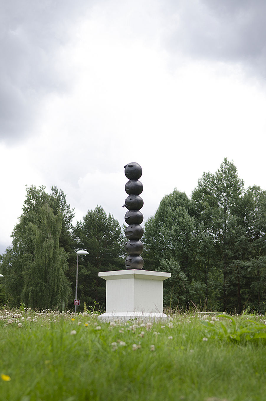 Skulpturhagen, TOTEM av Bjørn Bjarre Foto: Signe Marie Andersen Skulpturhagen, TOTEM av Bjørn Bjarre Foto: Signe Marie Andersen