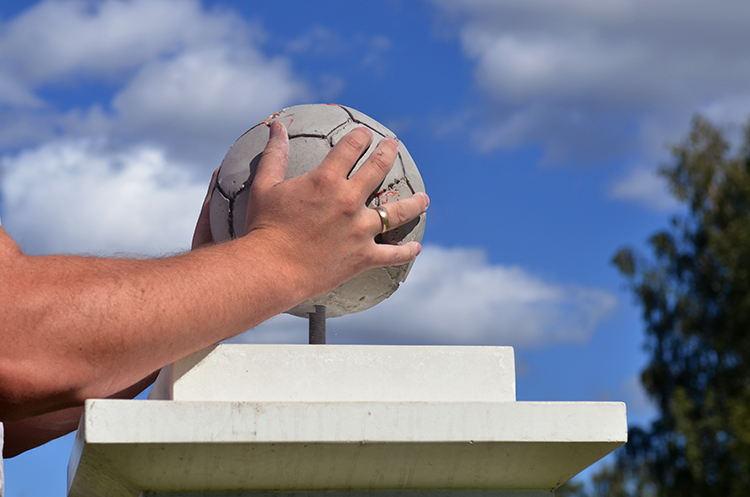 FOOTBALL av Khaled Jarrar Foto: Signe Marie Andersen